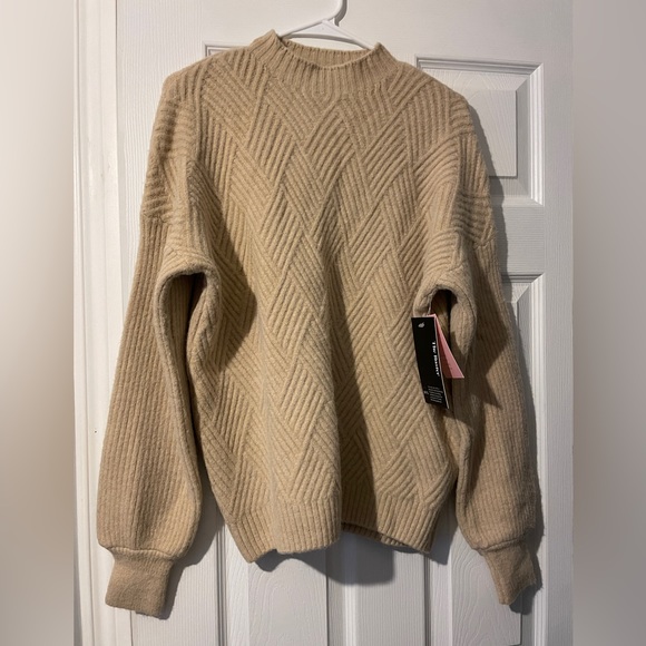 You Are Fearless caramel sweater - Picture 1 of 7